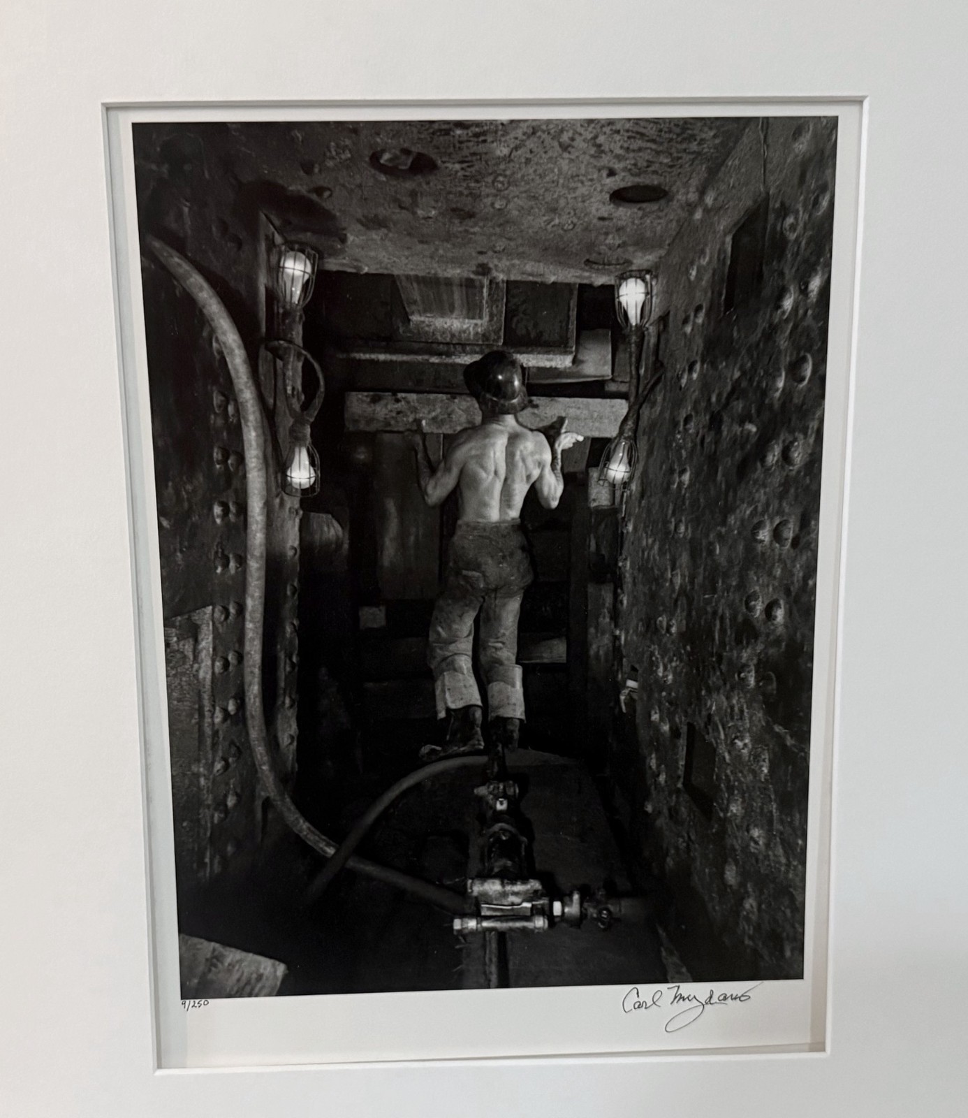 AMERICAN ARTIST CARL MYDANS – GELATIN SILVER PRINT – SIGNED, DATED AND NUMBERED