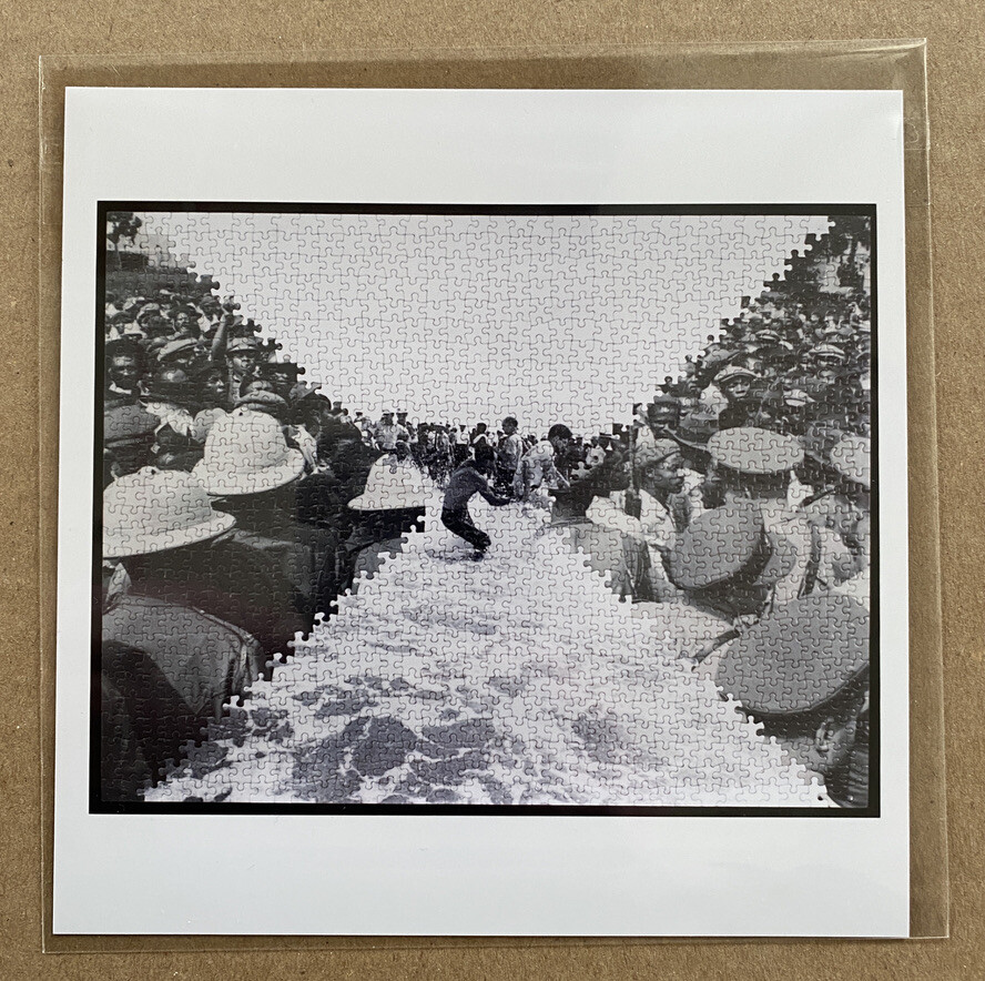 HANK WILLIS THOMAS signed limited ed 2021 photograph 6×6 Magnum Square Aperture