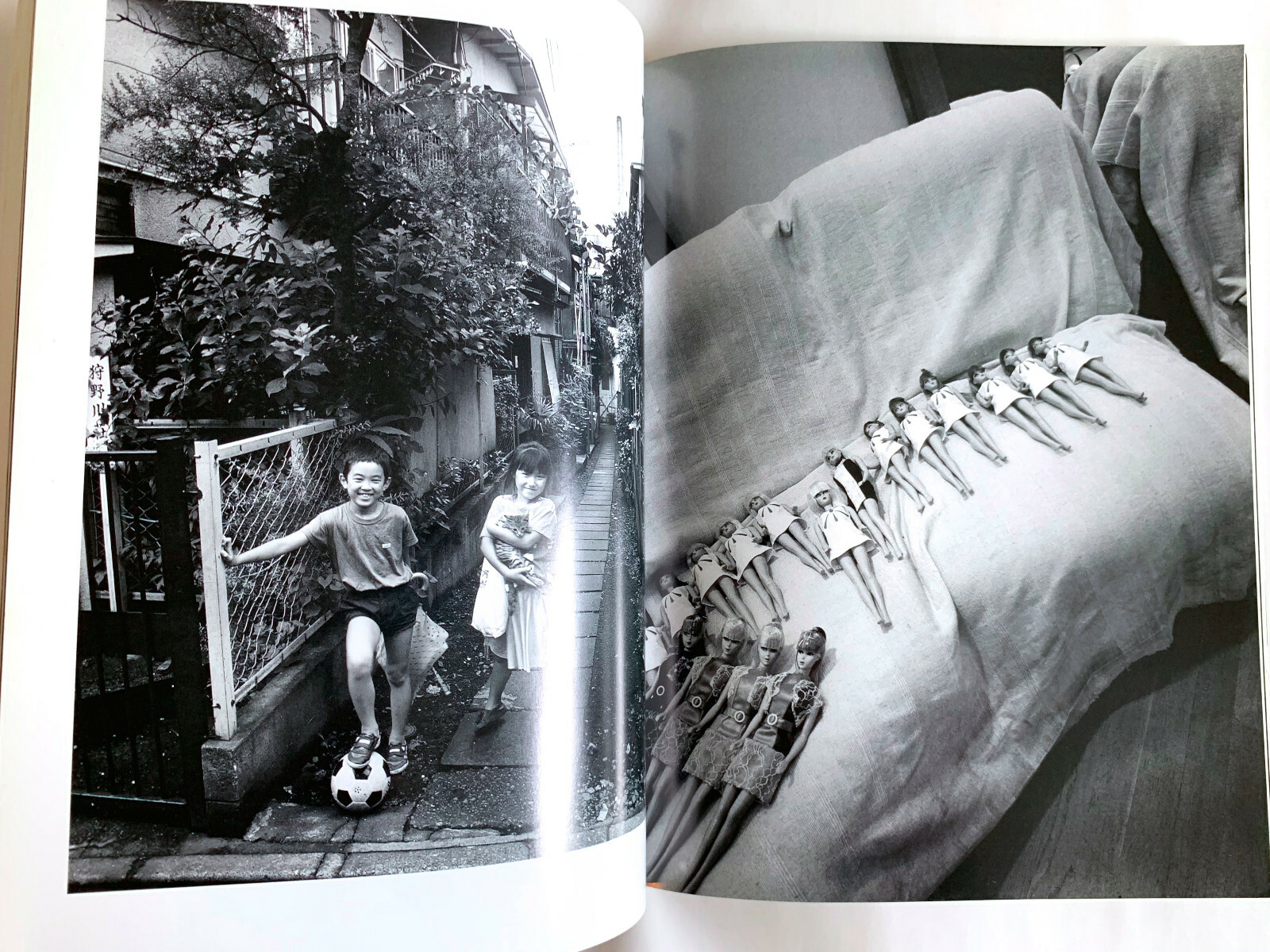 NOBUYOSHI ARAKI SPECIAL ISSUE deja-vu JAPAN PHOTOGRAPHY MAGAZINE 1991 Photo D02