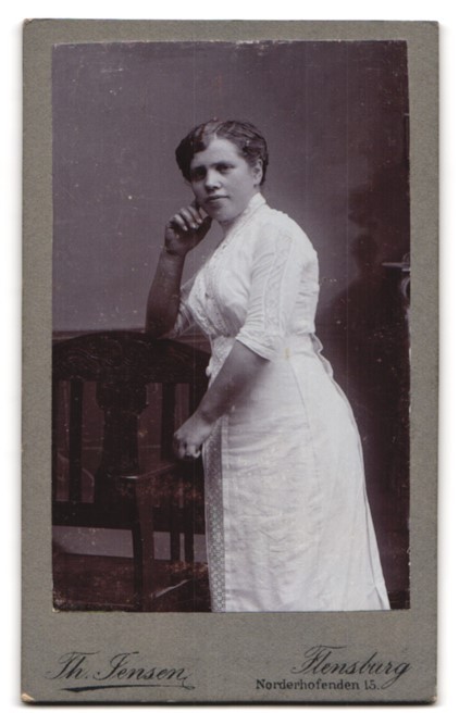 Photograph Th. Jensen, Flensburg, Photographer’s Monogram and Blooming Flowers