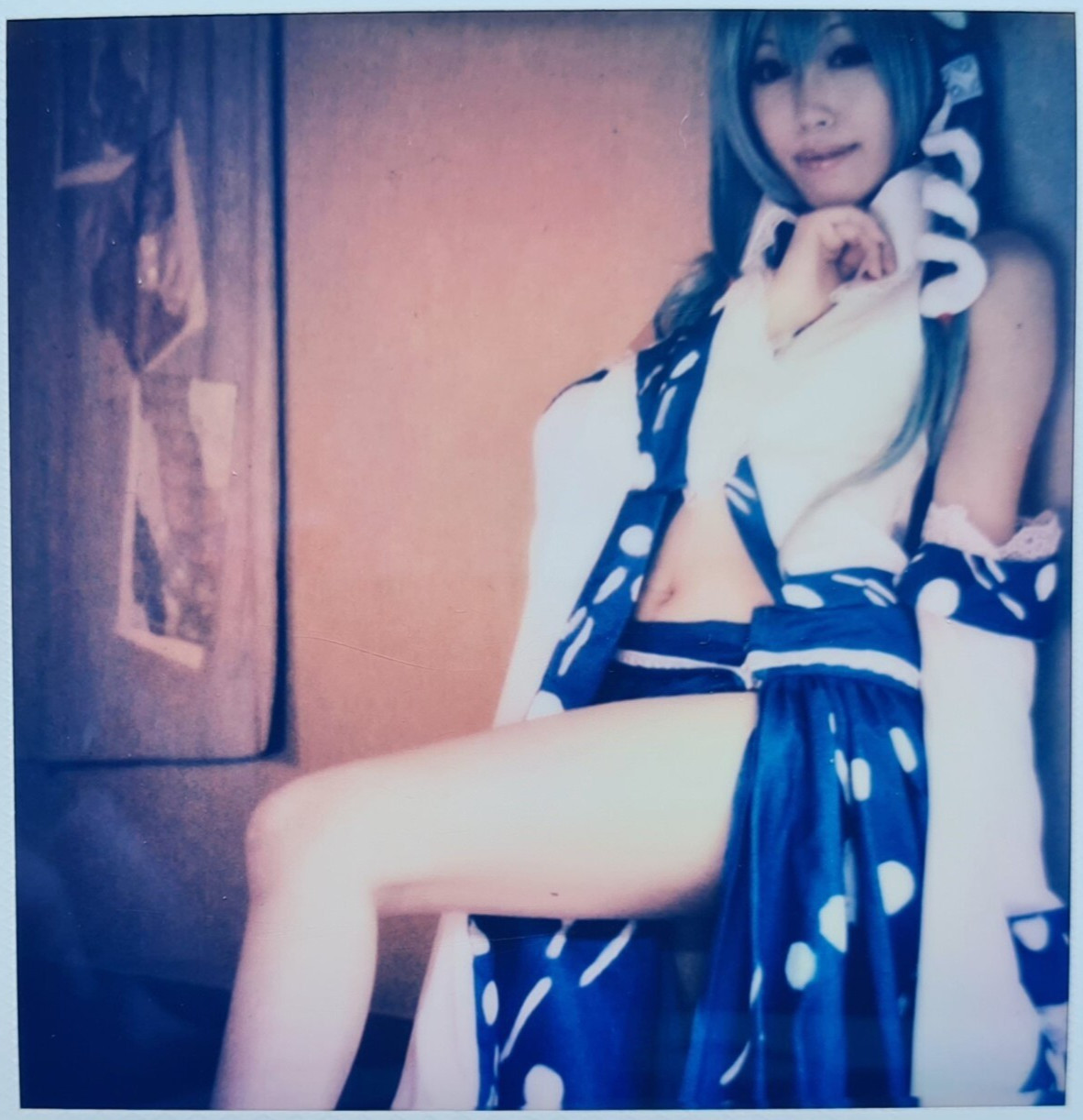 NOBUYOSHI ARAKI *Cosplay*POLAROID ORIGINAL SIGNED & CERTIFIED BY ARTIST