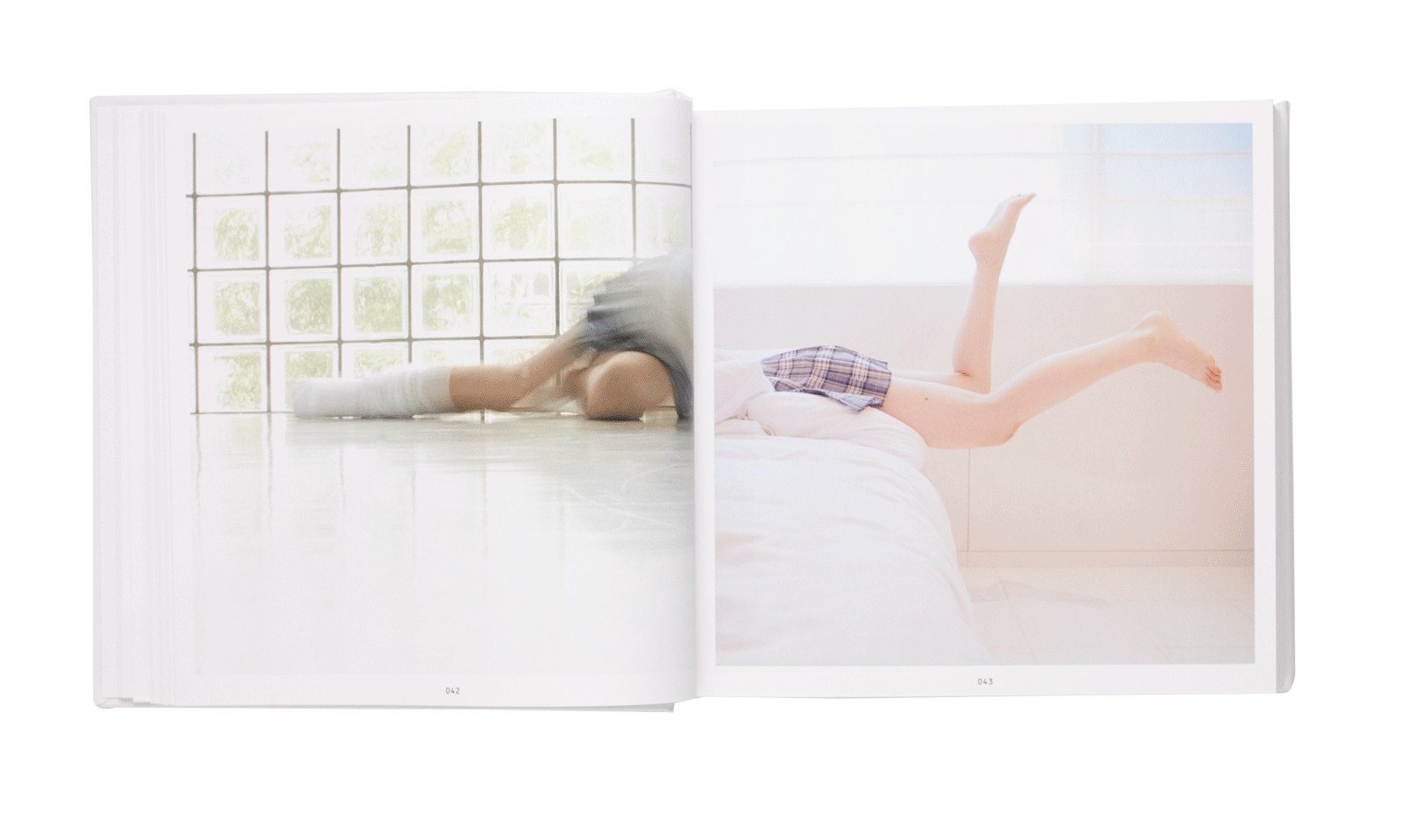 Yuki Aoyama Schoolgirl Complex A to Z 2021 New Hardcover Photography Book 17cm