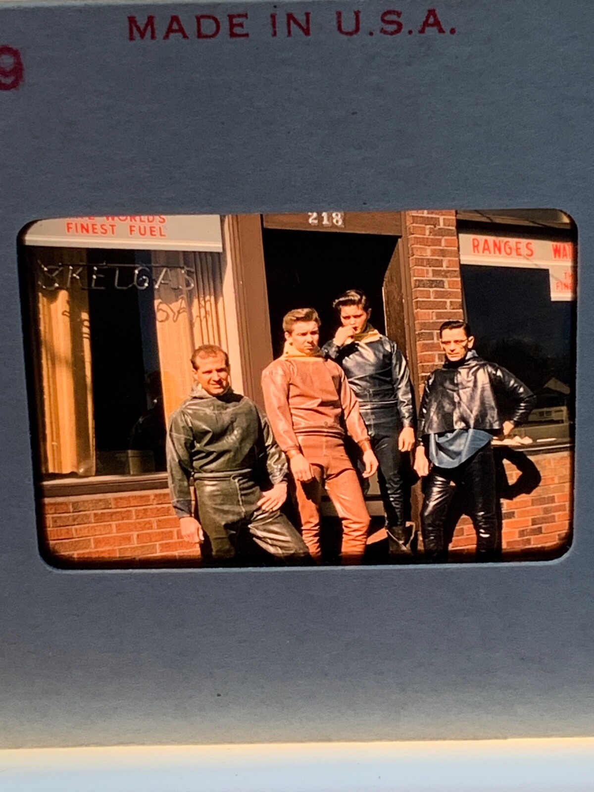 Lot Of 40 Vintage Family Life Teenage Summer Fun Amateur 35mm Color Slides