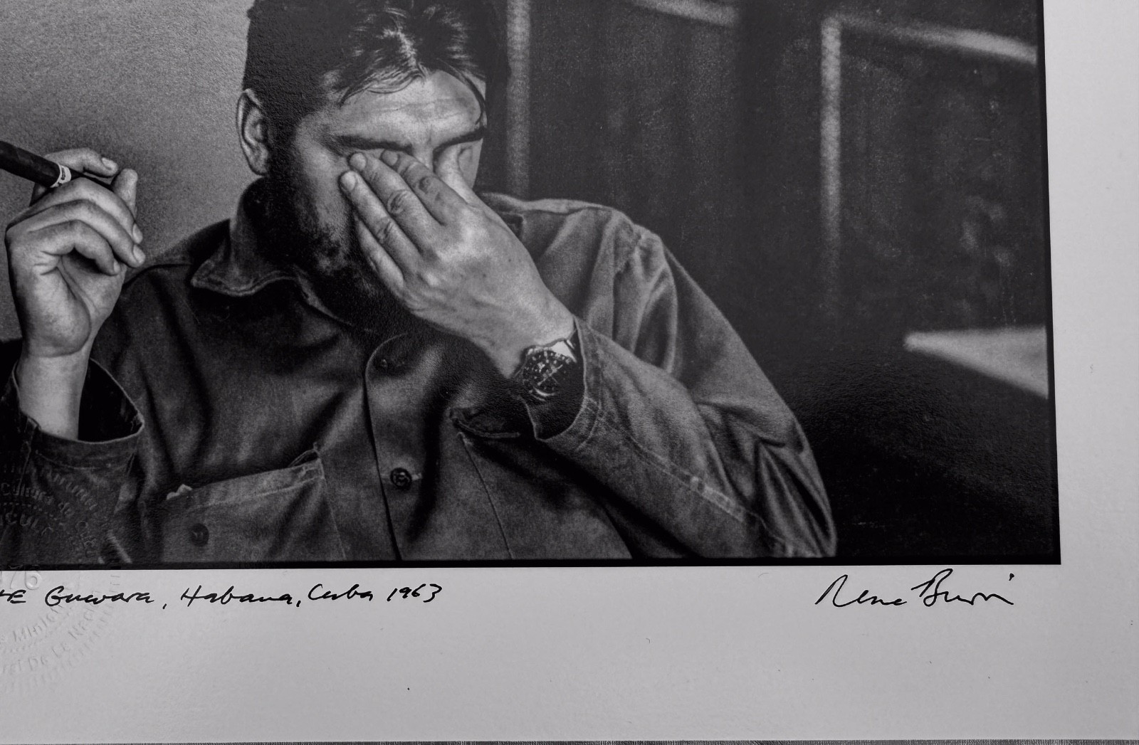 Photograph of Che Guevara by René Burri – Havana, Cuba 1963 – Iconic Image