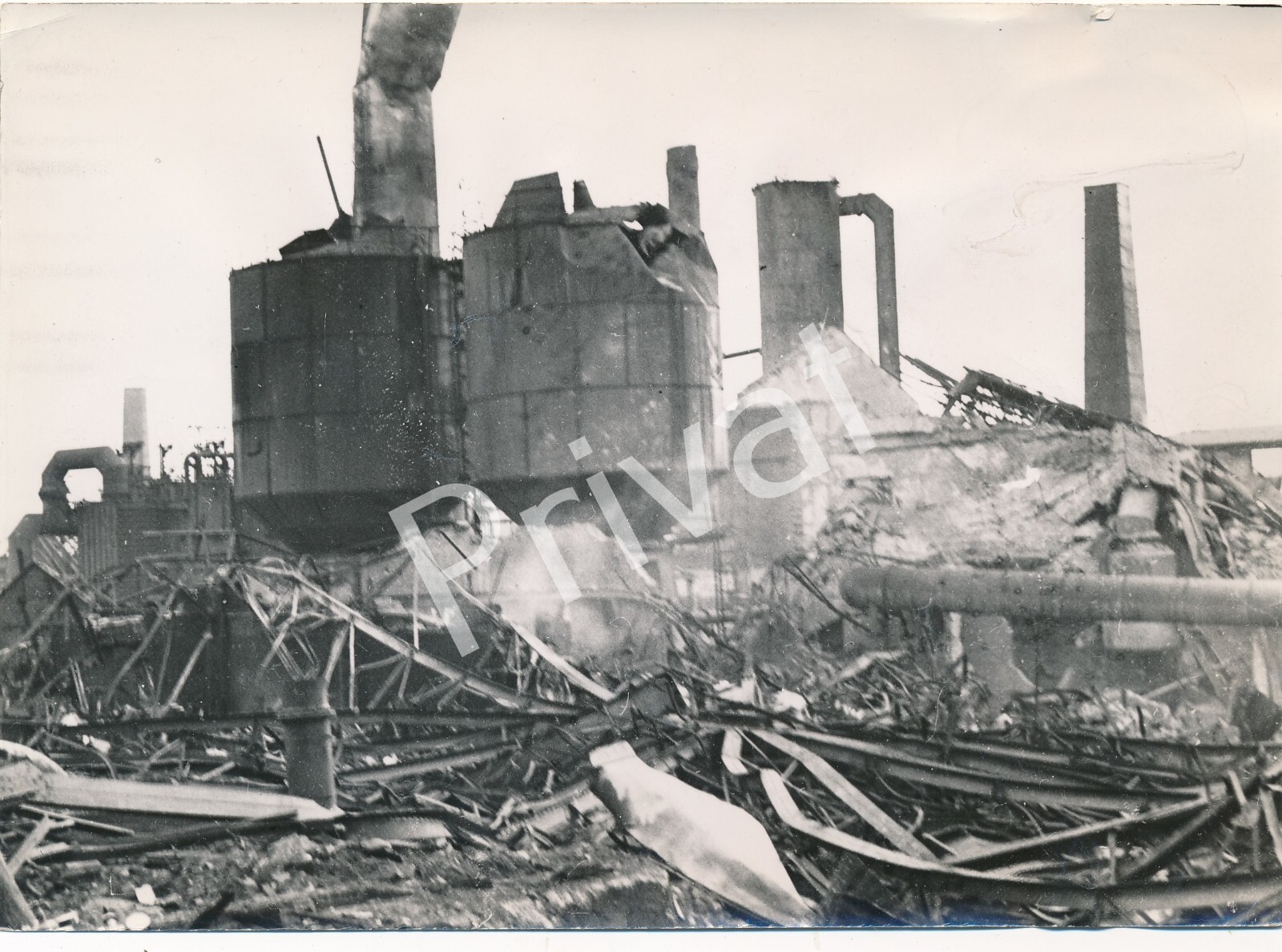 Photo Gasometer Explosion Ironworks Ruins Neunkirchen Saarland 1933 M1.00