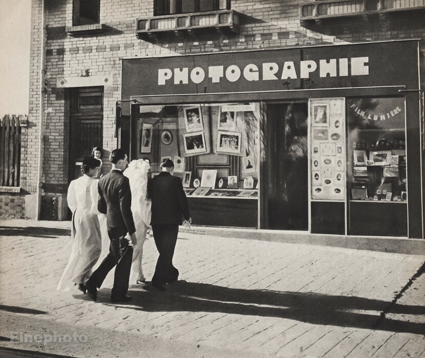 1947 Original Robert Doisneau Photography Store Wedding Couple Street Photo Art