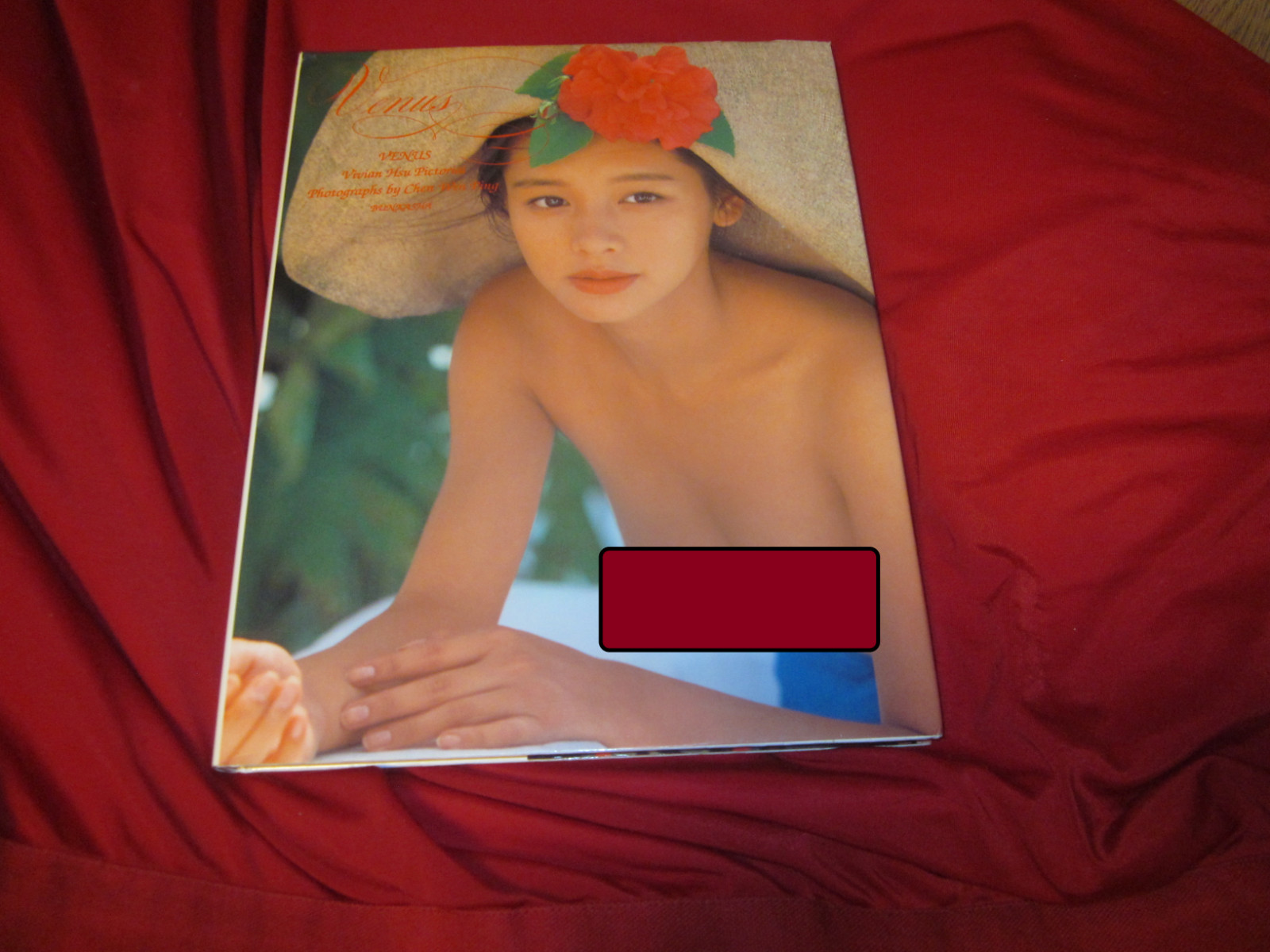 Vivian Hsu Photo Book VENUS JAPAN 1996 1st. edition 1st. ptint very good