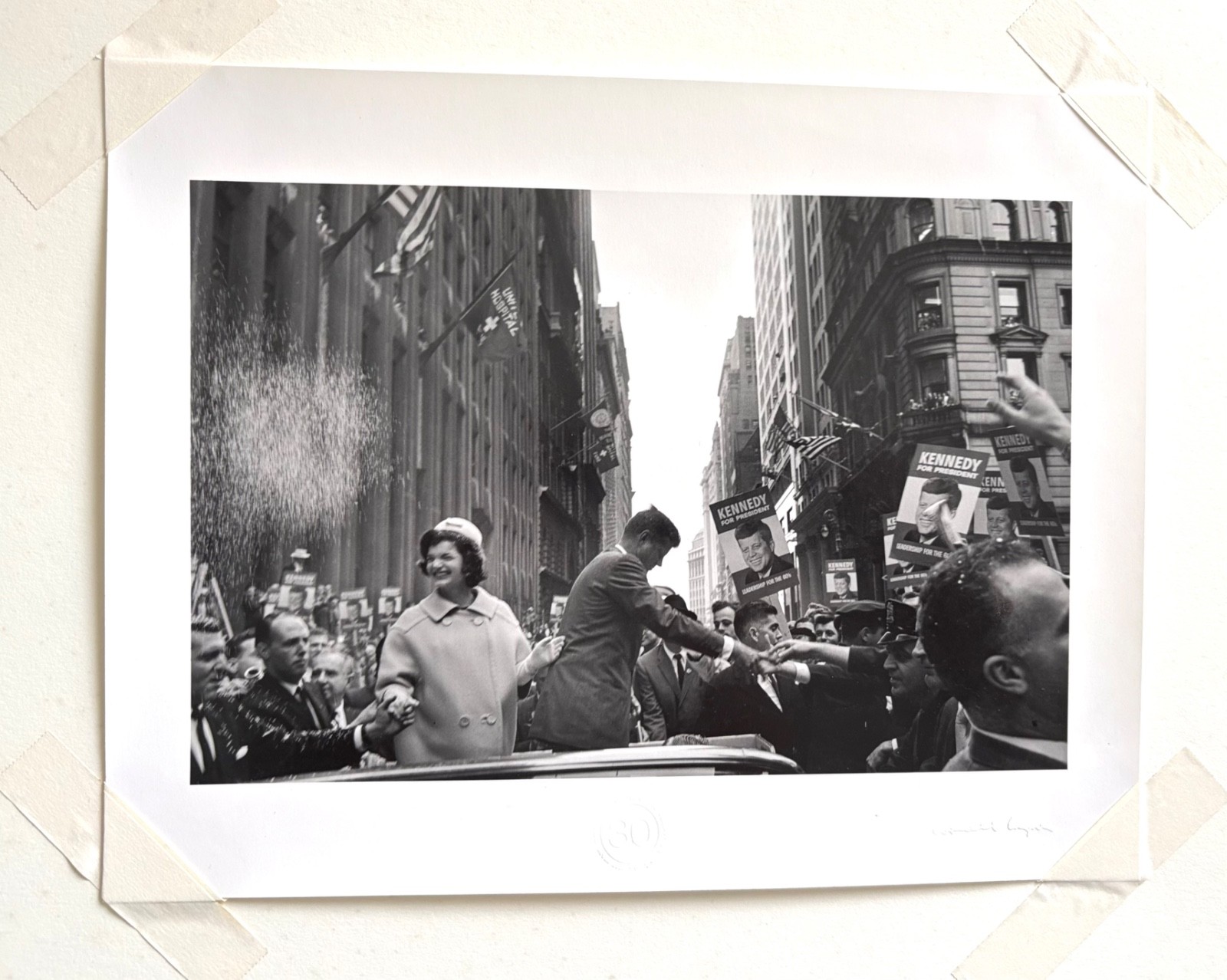 CORNELL CAPA: INT’L CENTER 30TH ANNIV. PORTFOLIO – 2004 – 5 PHOTOS – 27/100.