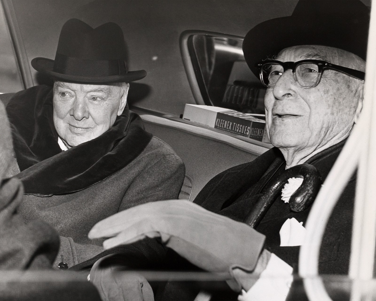 Churchill & Baruch talk in car 8×10 Photograph Print 8″x10″