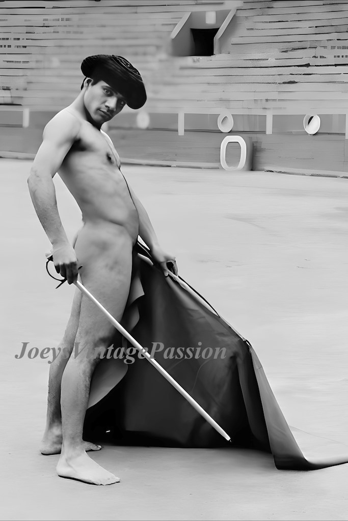 Vintage Nude Man Pinup Bullfighter Cape & Sword Gay Int 4″x6″ Reprint Photo G77a