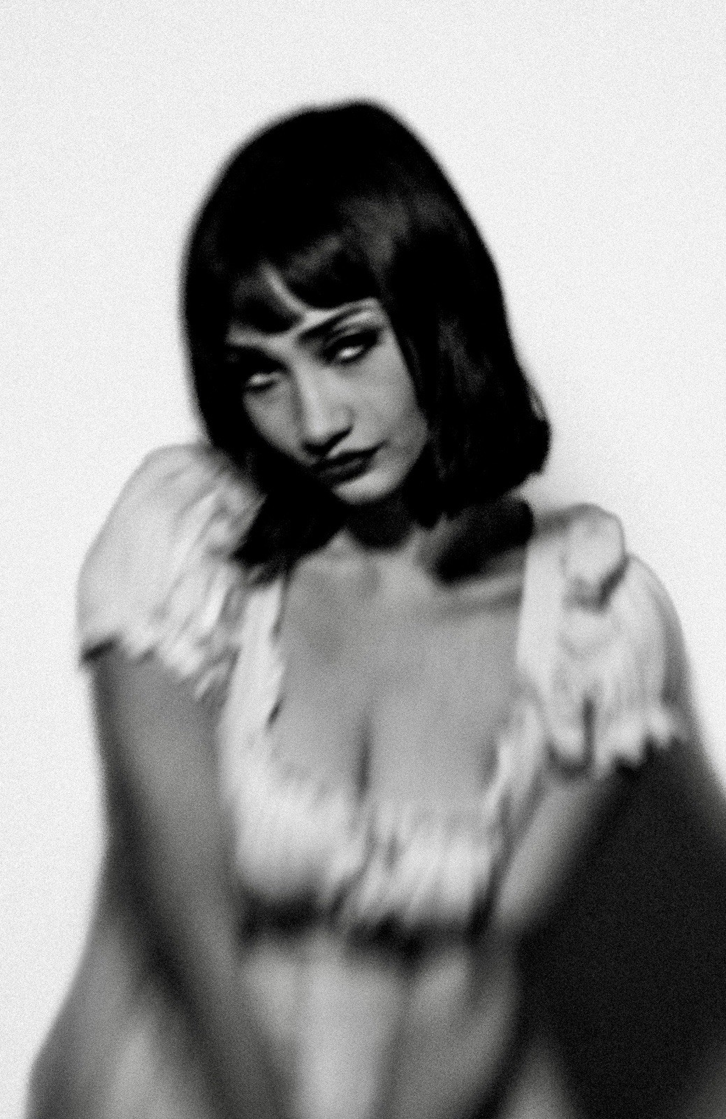 Art Model Kaya 8×12″ Archival Lustre Black and White Print B+W