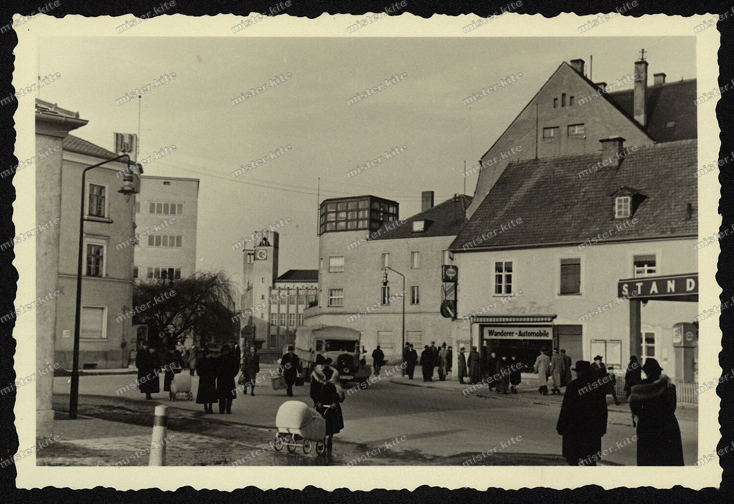 Photo-Weiden-Upper Palatinate-Witt-Platz-Standard-Gas Station-Car Dealership-04.03.1940-