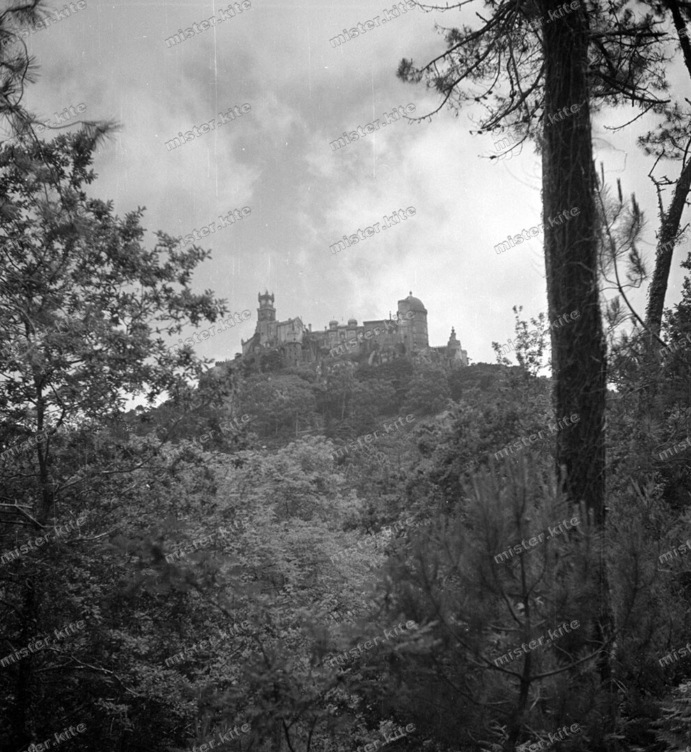 Vintage-Negative-Palácio Nacional da Pena-Sintra-Portugal-Portuguesa-1930s-5