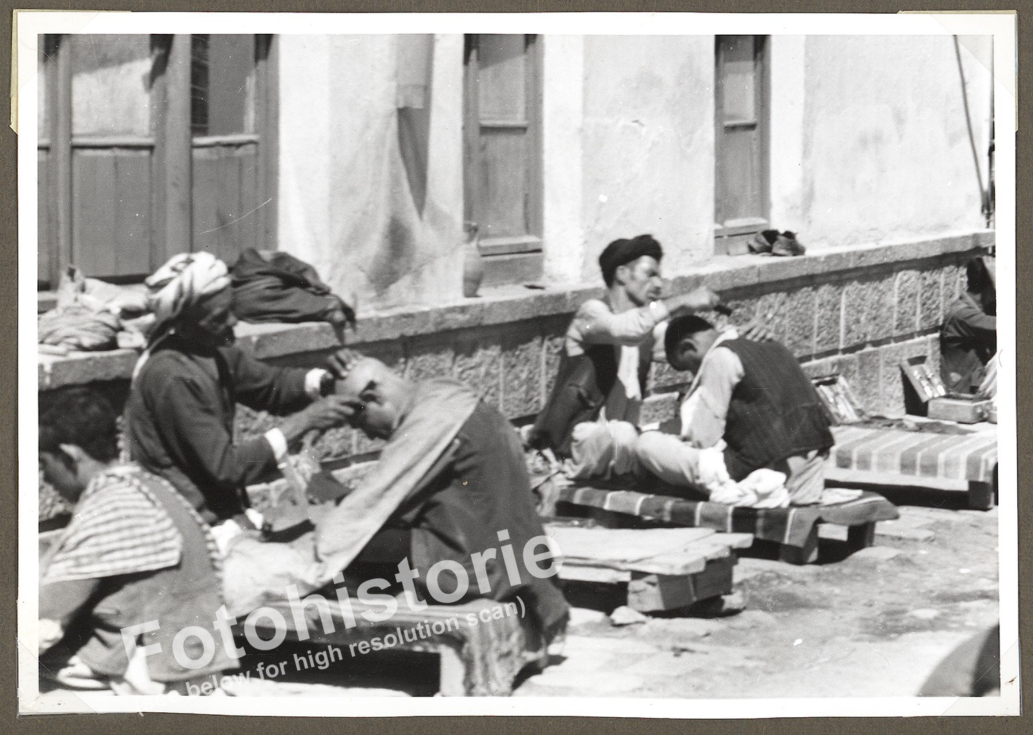 Photo Kabul Afghanistan Street Barber Shaving Men Everyday 1960s