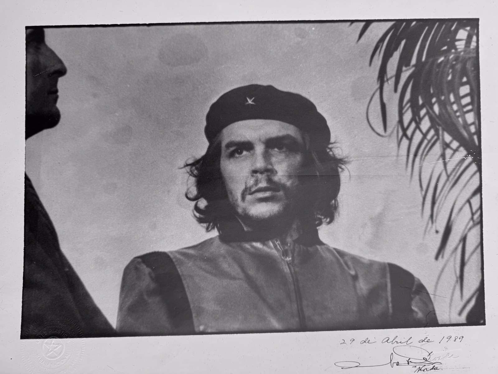 Che Guevara “Guerrillero Heroico” by Alberto Korda – Signed 1989 Print