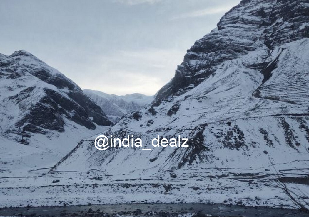 Digital Image Picture Photo Pic Sissu Valley India snow mountains clouds SIS 007