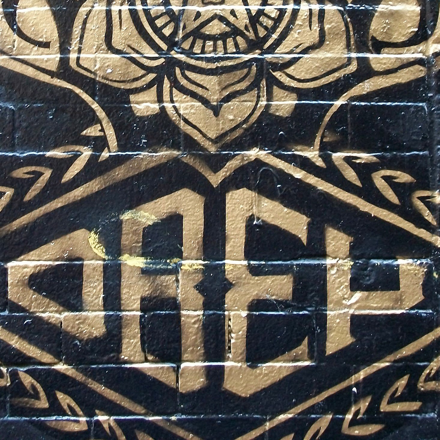 Street Art Gold on Black Brick NYC, Litho Print on Board, Photograph 18″ x 24″