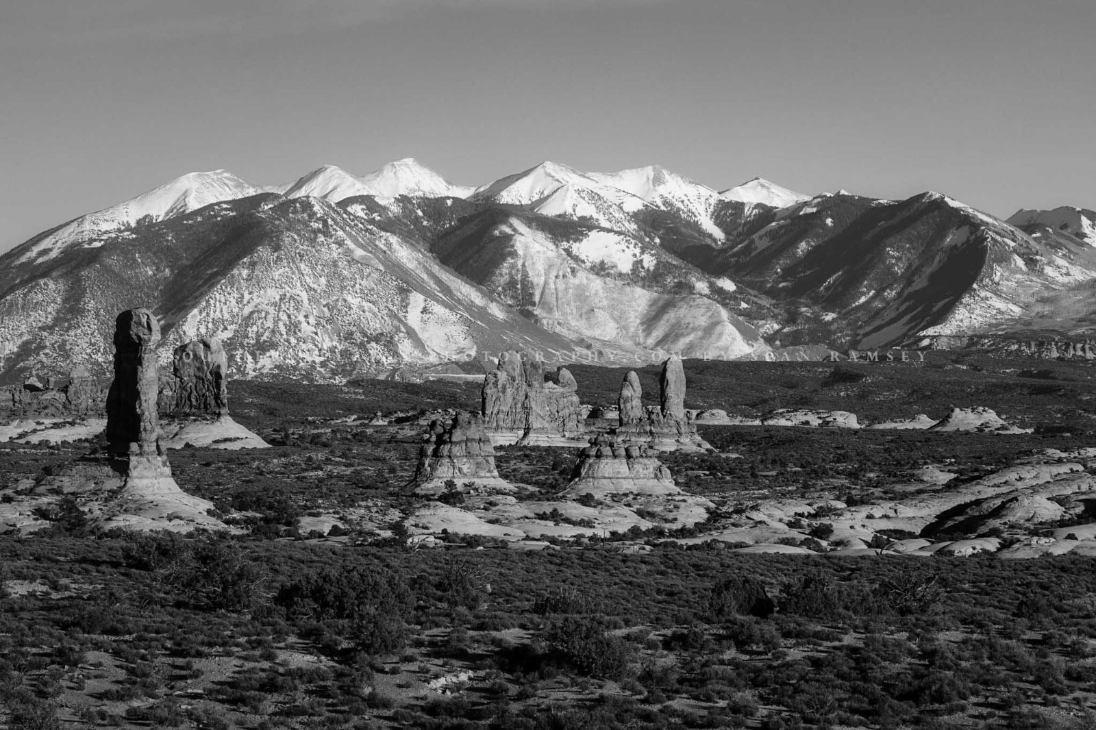 Arches Photography Print – Black and White Picture of La Sal Mountains in Utah