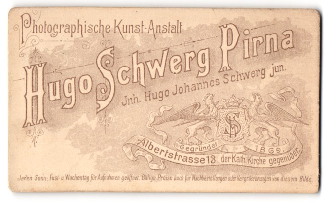 Photograph Hugo Schwerg, Pirna, Albertstr. 13, Royal Coat of Arms Monogrammed