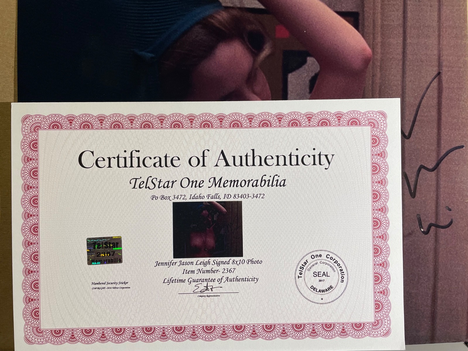 jennifer jason leigh signed