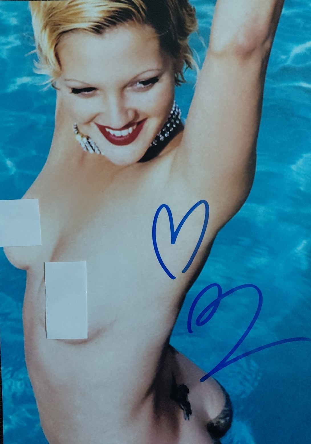 Drew Barrymore ACTRESS/MODEL Hand Signed 8×10 Autograph ACC COA