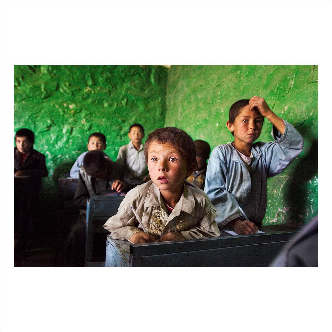 SIGNED STEVE MCCURRY Print – Magnum Square Print from April 2020 – 6 x 6″