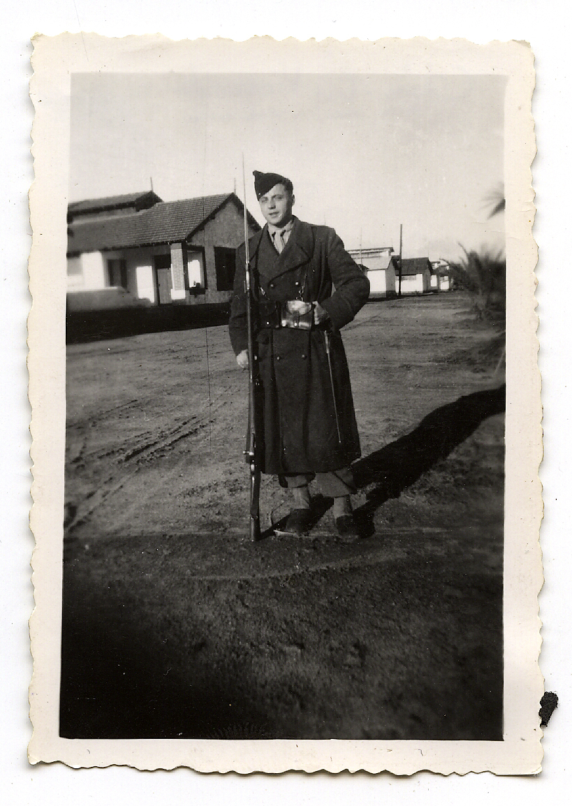 J.homme Militaire Maroc Aïm El Hanouda Lot 24 Old Photos, 1940/50, Original Print