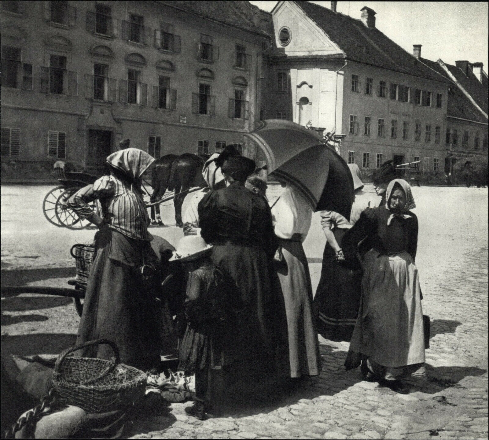 1916 1972 Andre Kertesz Open Farm Market Pomaz Hungary Art Photo Photogravure