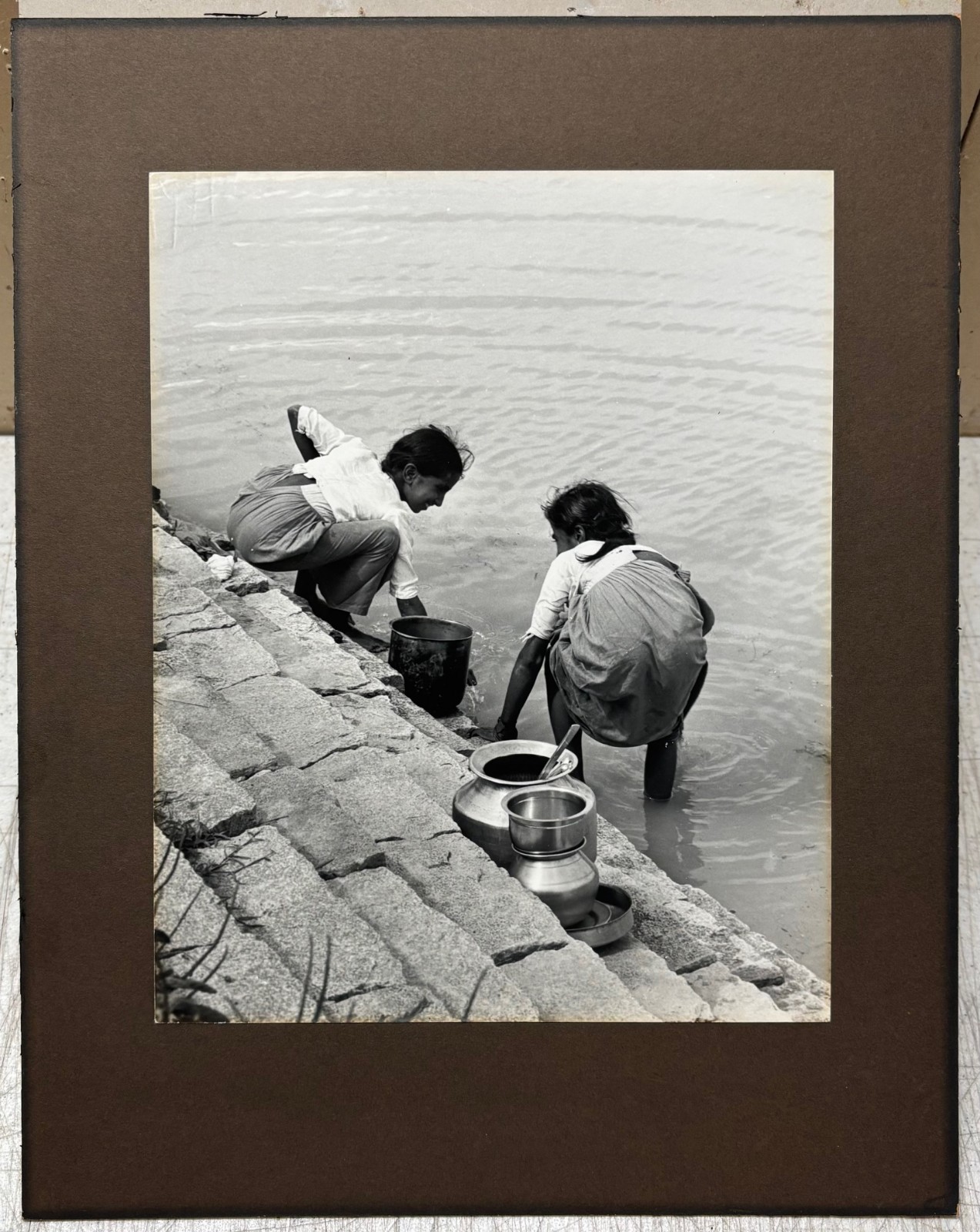 Original CLEMENS KALISCHER ‘Girls Washing on the River Banks INDIA’ PHOTOGRAPH