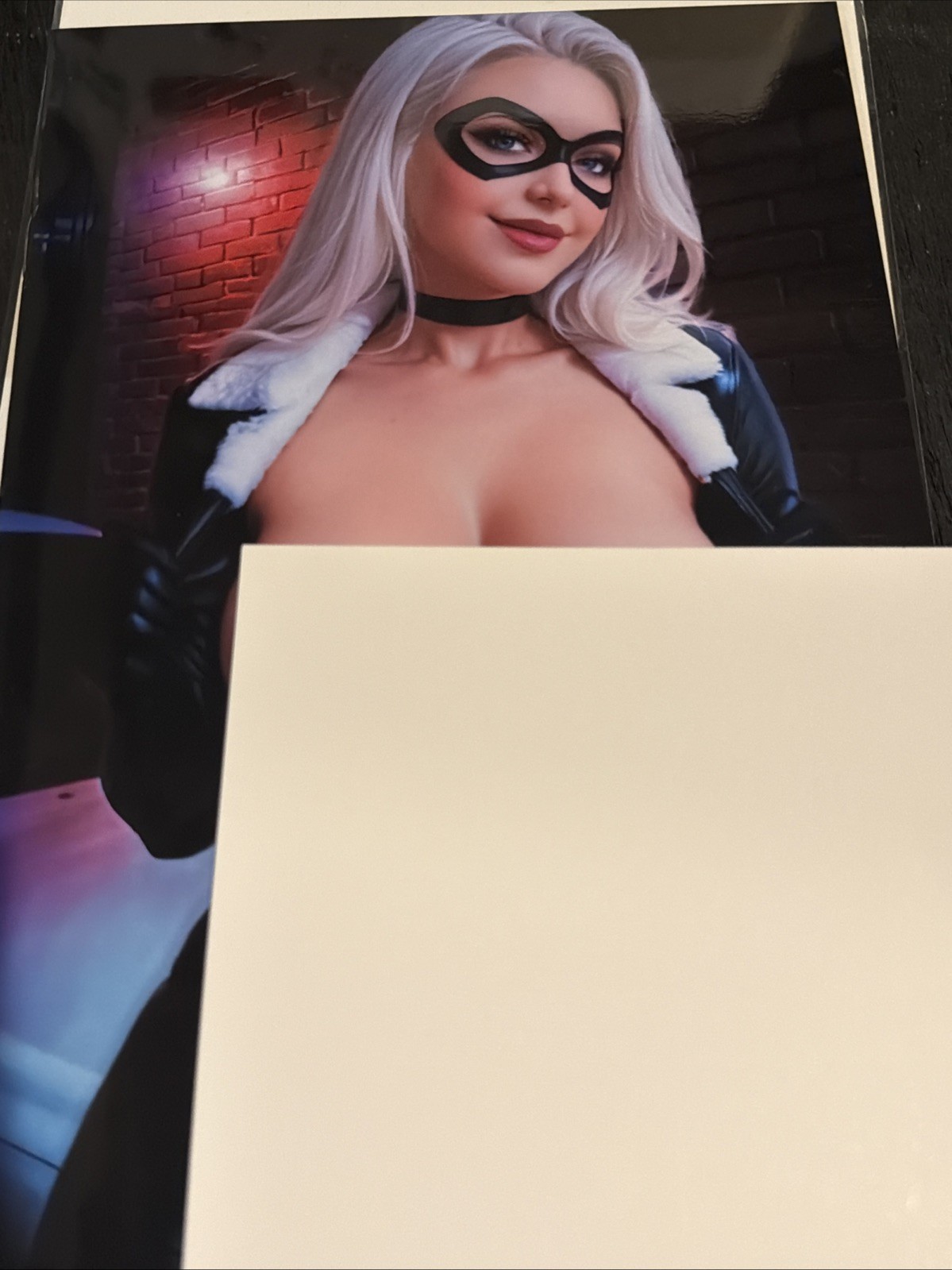 Cat Felicia Cosplay Bangers Comics Virgin Cover Ltd 100 RARE LIMITED ALMOST OUT