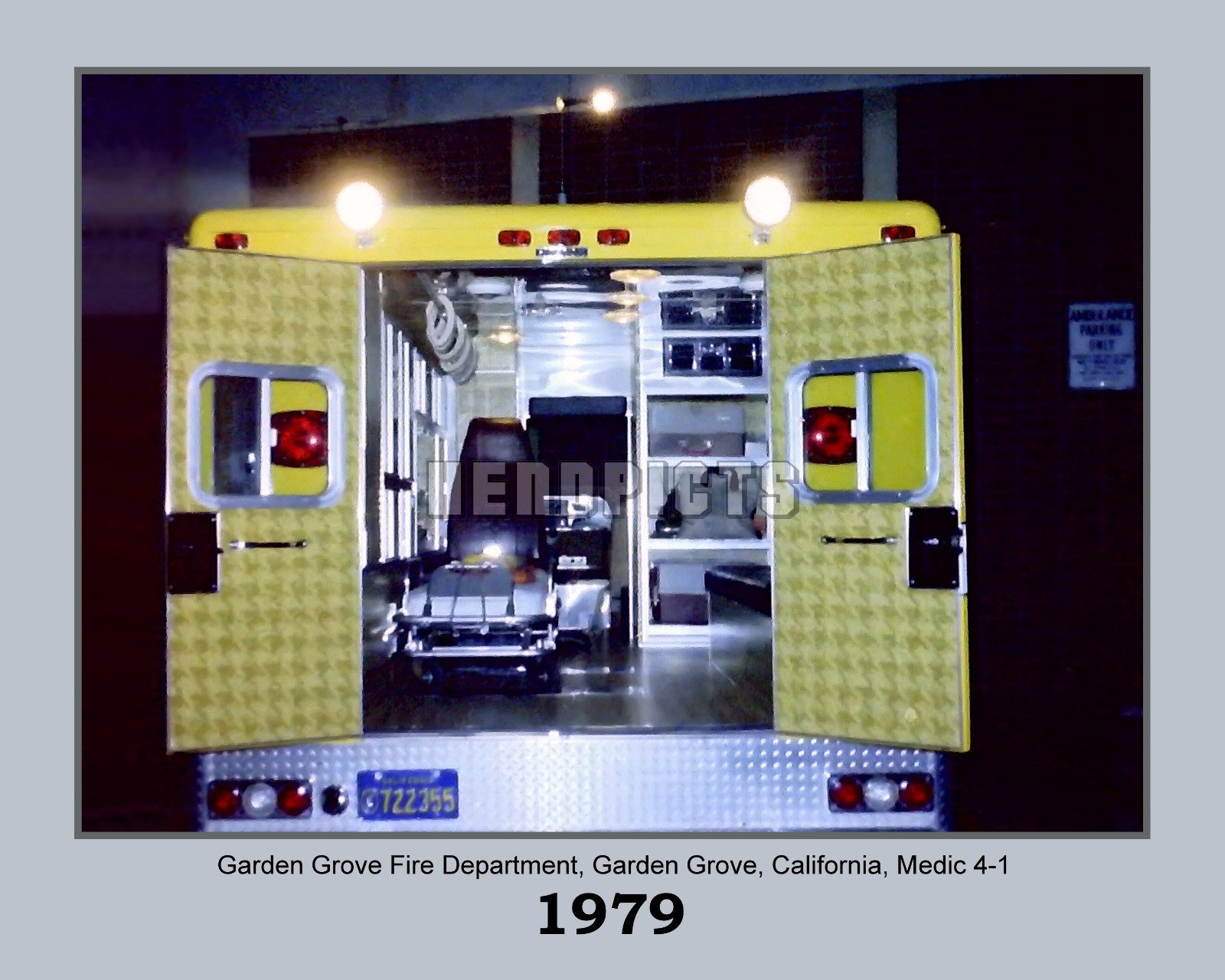 1979 Garden Grove Fire Paramedic Unit (interior) 8×10 Unframed Photo VFRPBT_0013