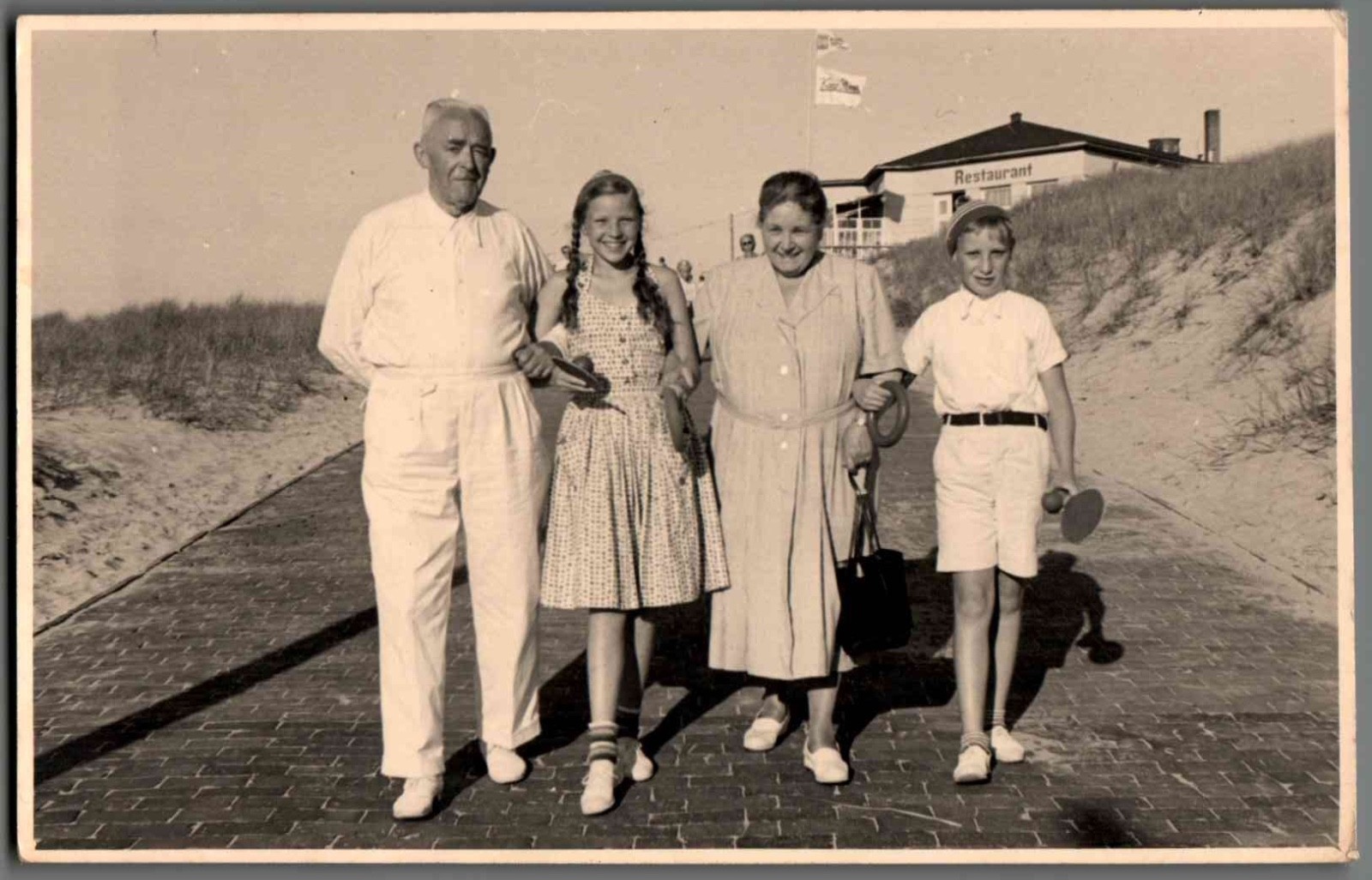 Vintage Photographs Bundle Juist North Sea Beach Holiday Family 5x Photo (K2007)