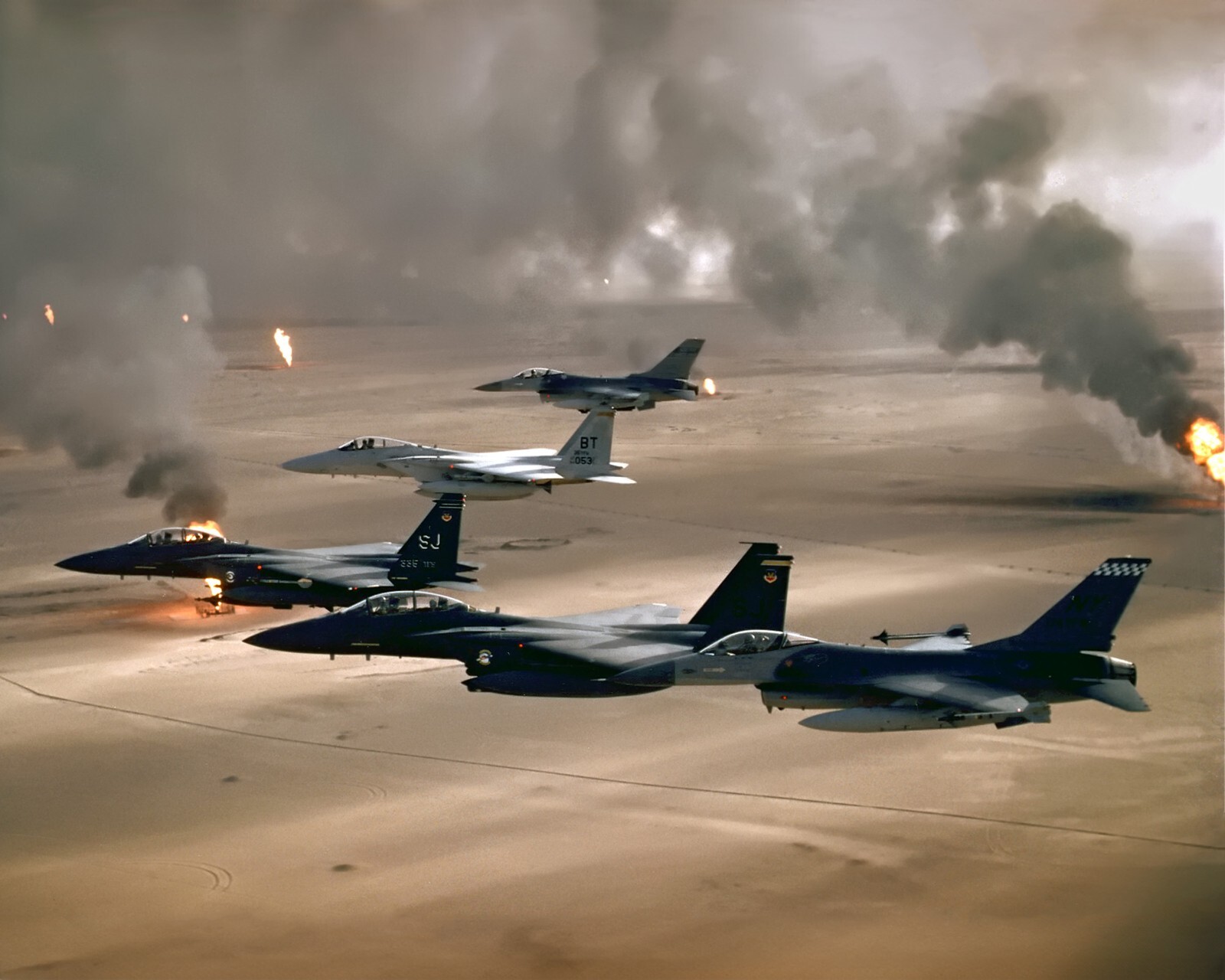 USAF F-16A, F-15C, F-15E Desert Storm Photograph Print 8″x10″
