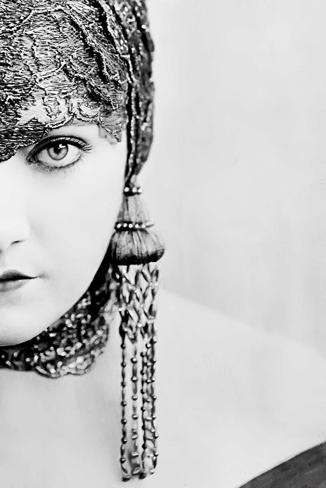 Gloria Swanson – Hollywood Legend – c. 1919 – reprint – multiple sizes: 817