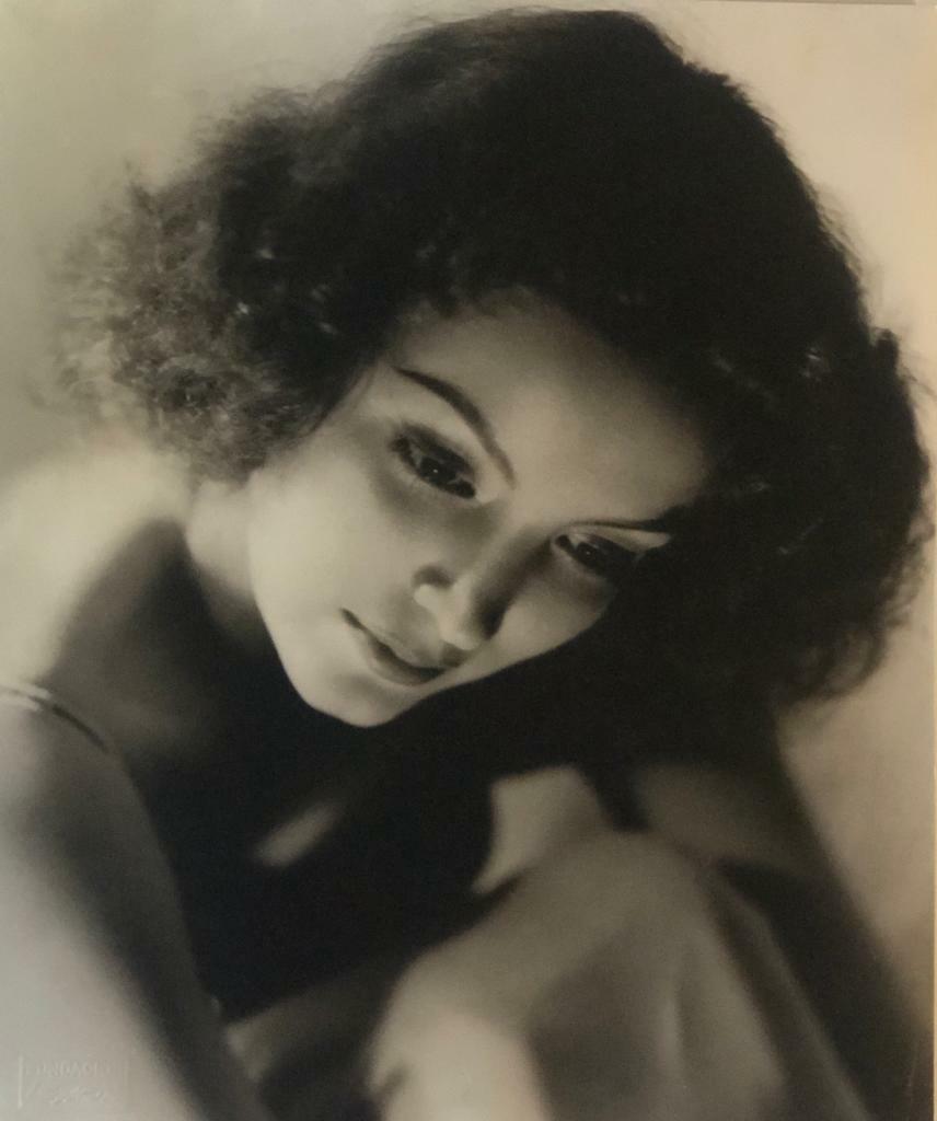 Photograph of María Félix by Colombian photographer Leo Matiz. Original Signed