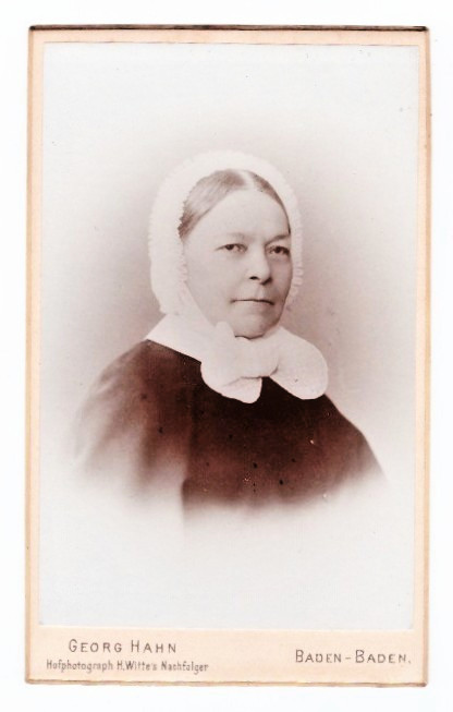 CDV photo around 1900, head nurse-Baden