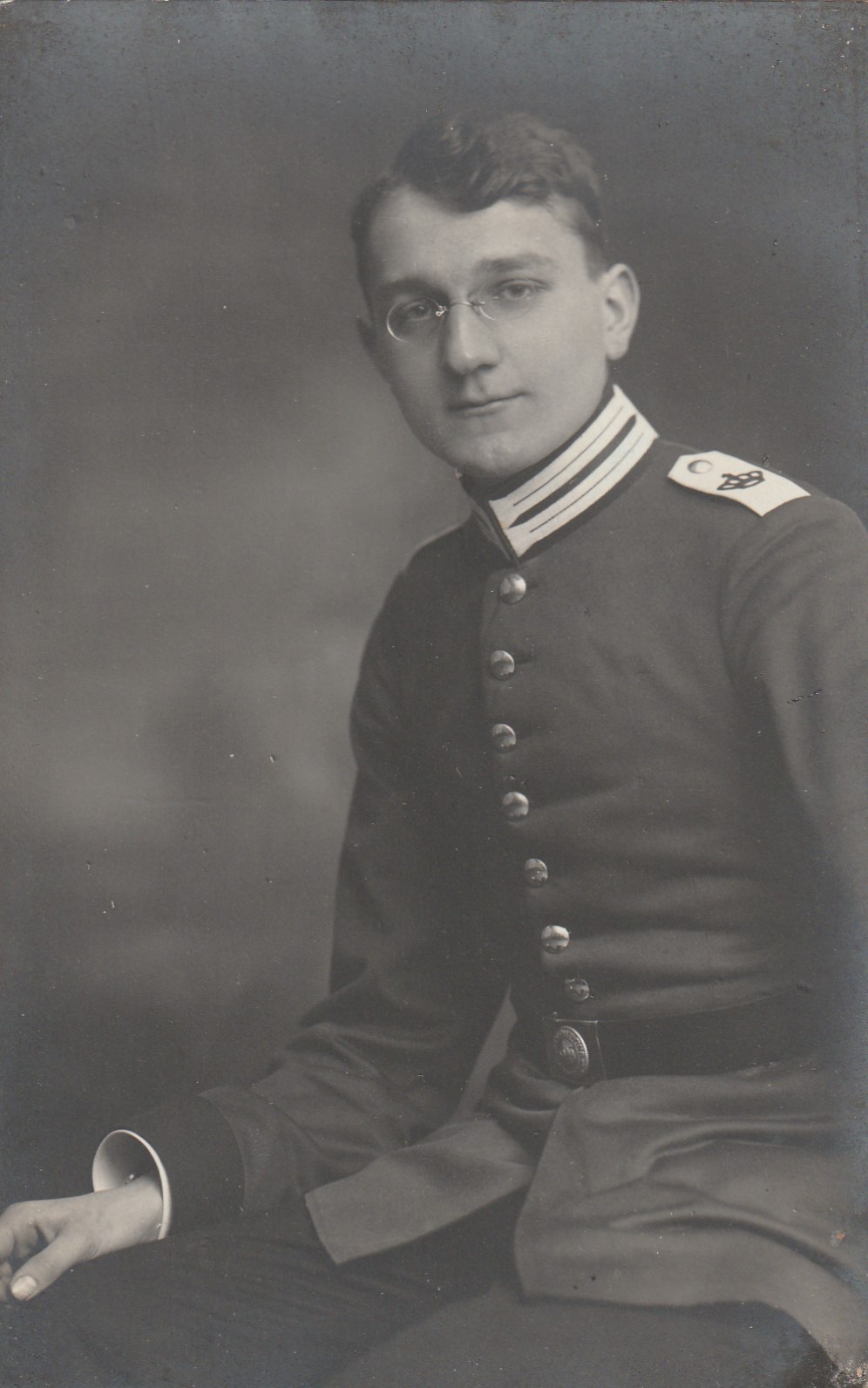 Photo postcard young man in uniform Mannheim WWI