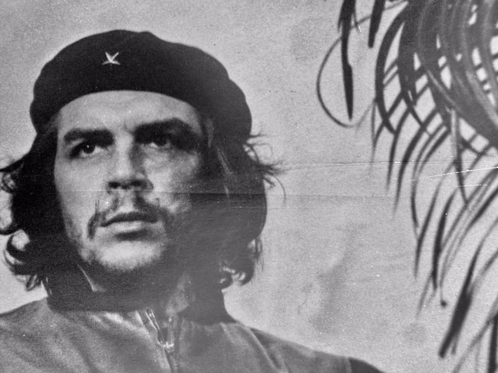 Che Guevara “Guerrillero Heroico” by Alberto Korda – Signed 1989 Print