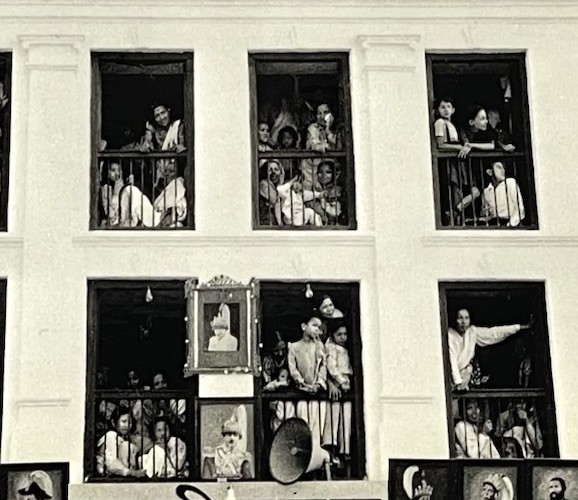 Marc Riboud (1923-2016) ICP Art Photo Print Card 4×6” Nepal Coronation Watchers