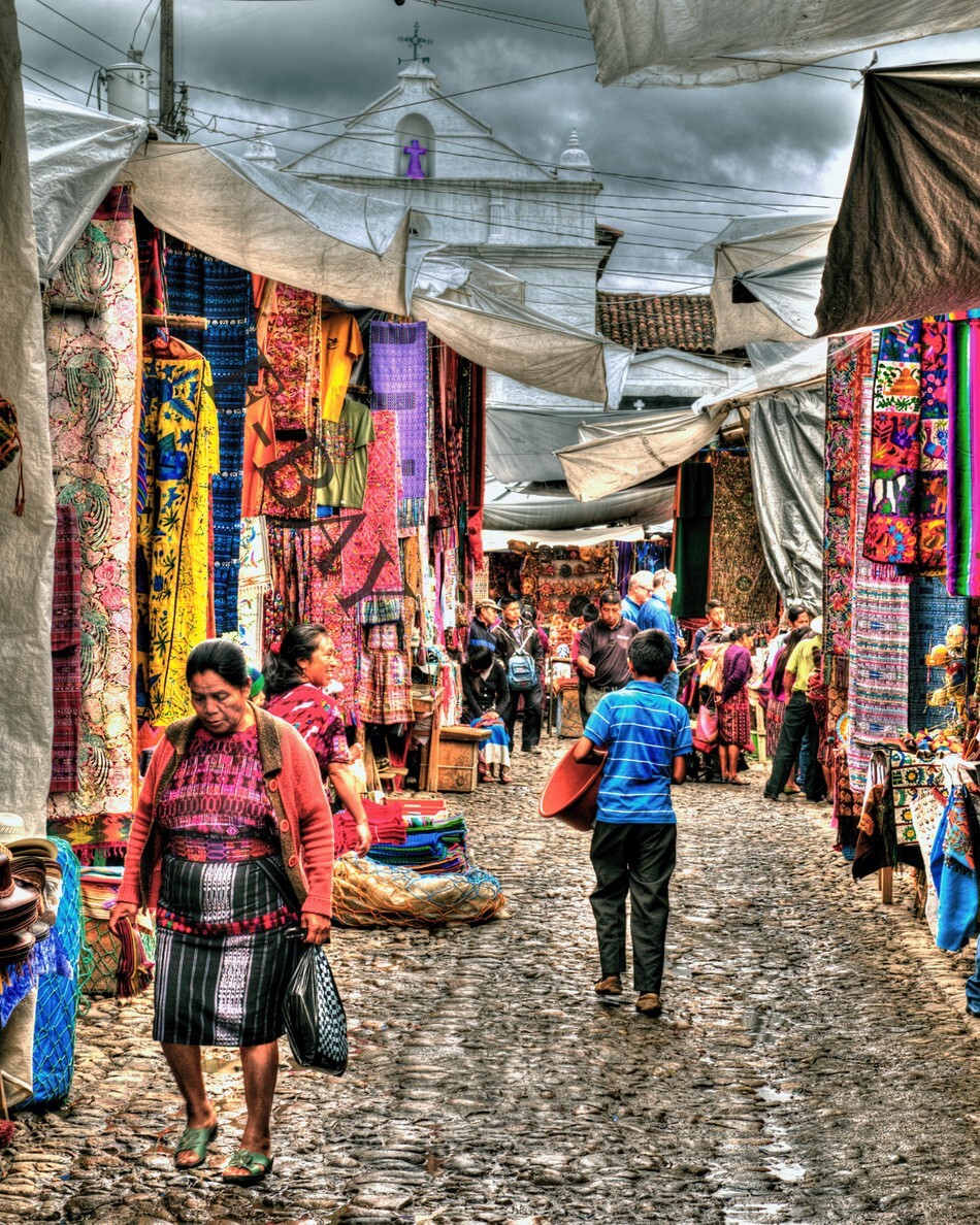 16X20 PHOTO MARKET STREET IN CHICHICASTENANGO GUATEMALA, Guatemalan