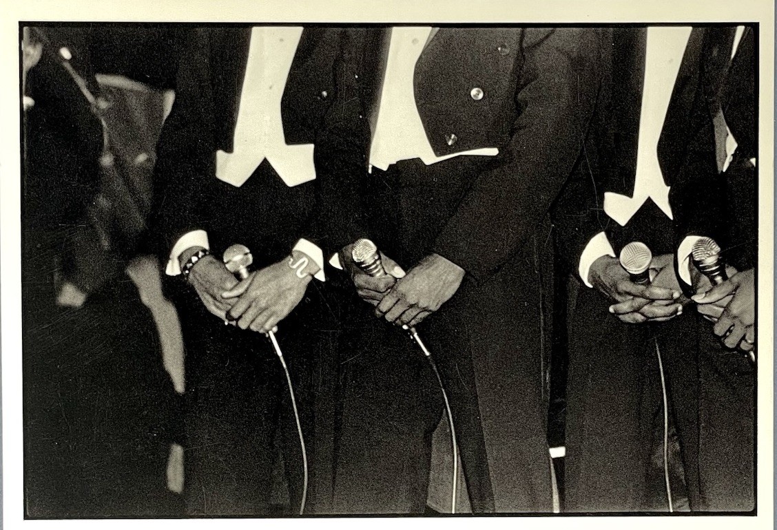 Sylvia Plachy Art Photo Print Card – Mikes, NYC, 1981 – 4.25”x6”