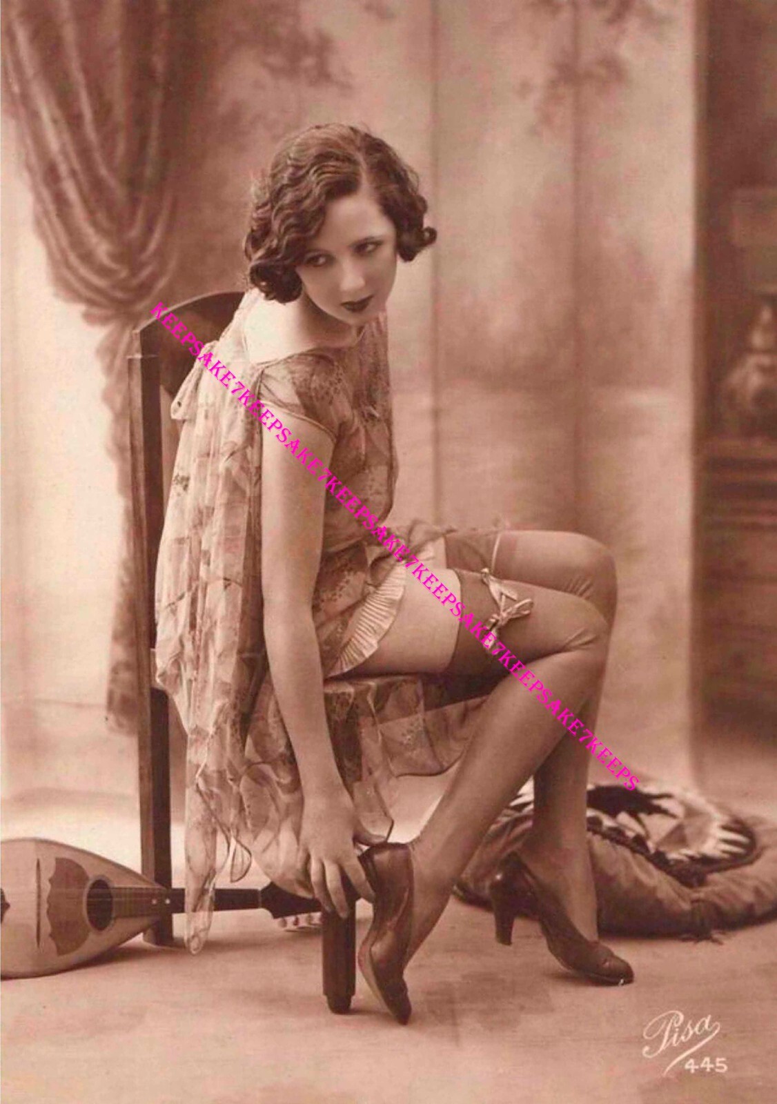 1920s PRETTY GIRL IN LINGERIE AND STOCKINGS LEGGY 5 x 7 PHOTO F-1053S