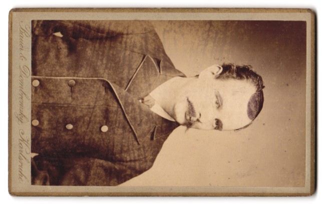 Photograph Bauer & Dombrowsky, Karlsruhe, monogram of photographer and Banderol