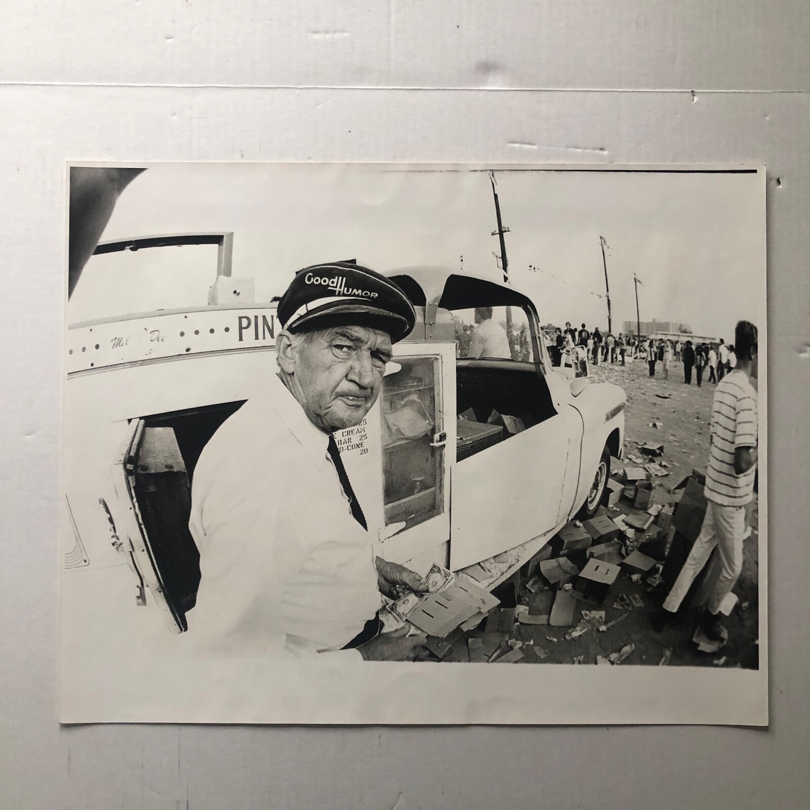 16 x 20 signed MARK JAMES POWERS “Good Humor Man” 1969 PHOTOGRAPH Newport ’69