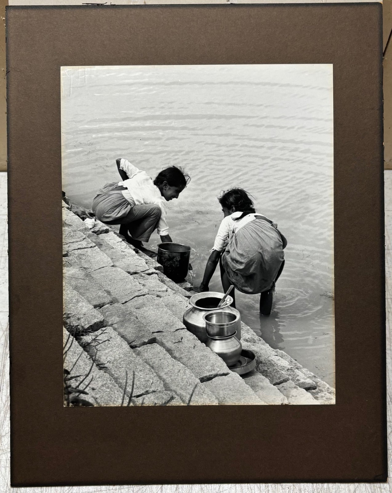 Original CLEMENS KALISCHER ‘Girls Washing on the River Banks INDIA’ PHOTOGRAPH