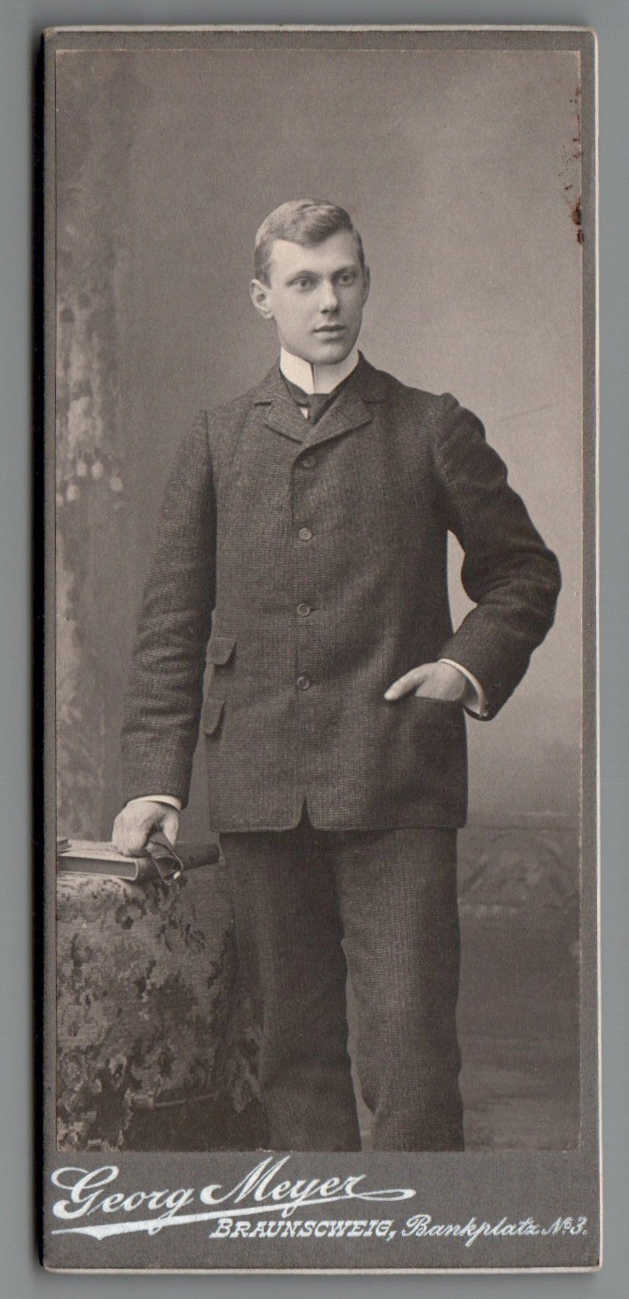 CDV Photo: Young Lord, Georg Meyer Braunschweig May 1903 C2163