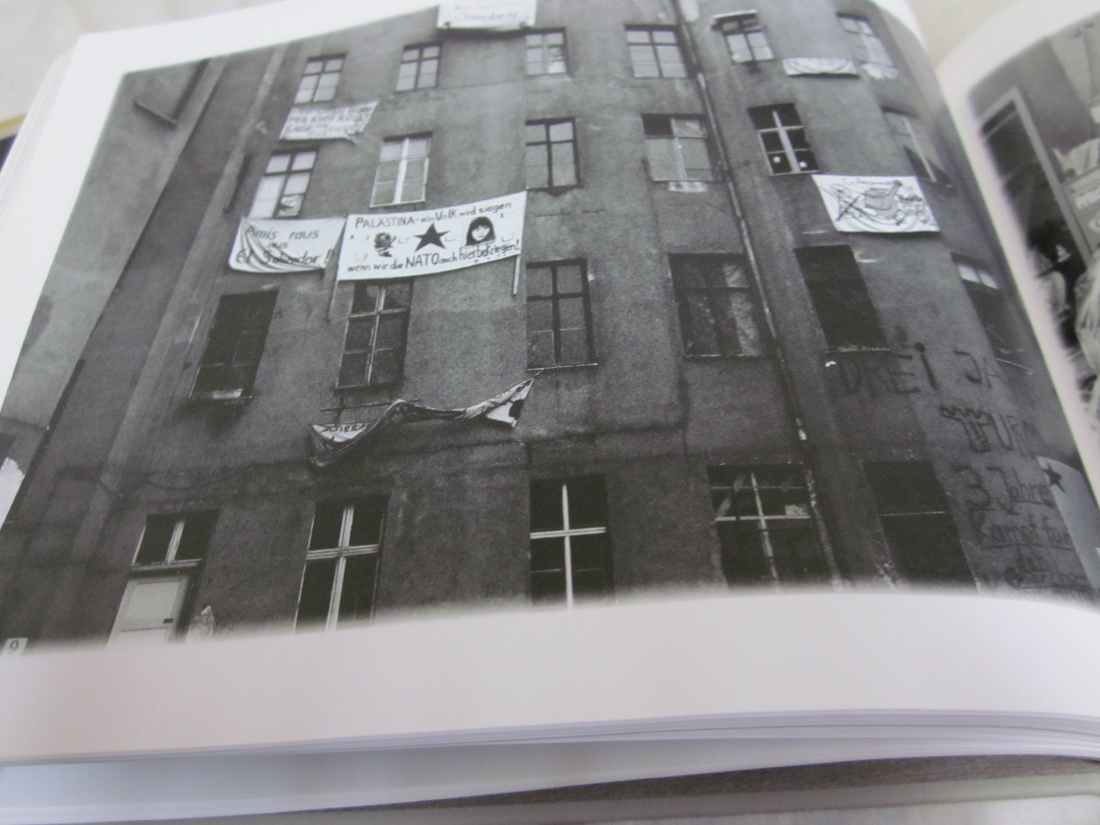 GEORGE HASHIGUCHI Photo Book “SCURRY”, 1998, Very Good. 1st. Edition
