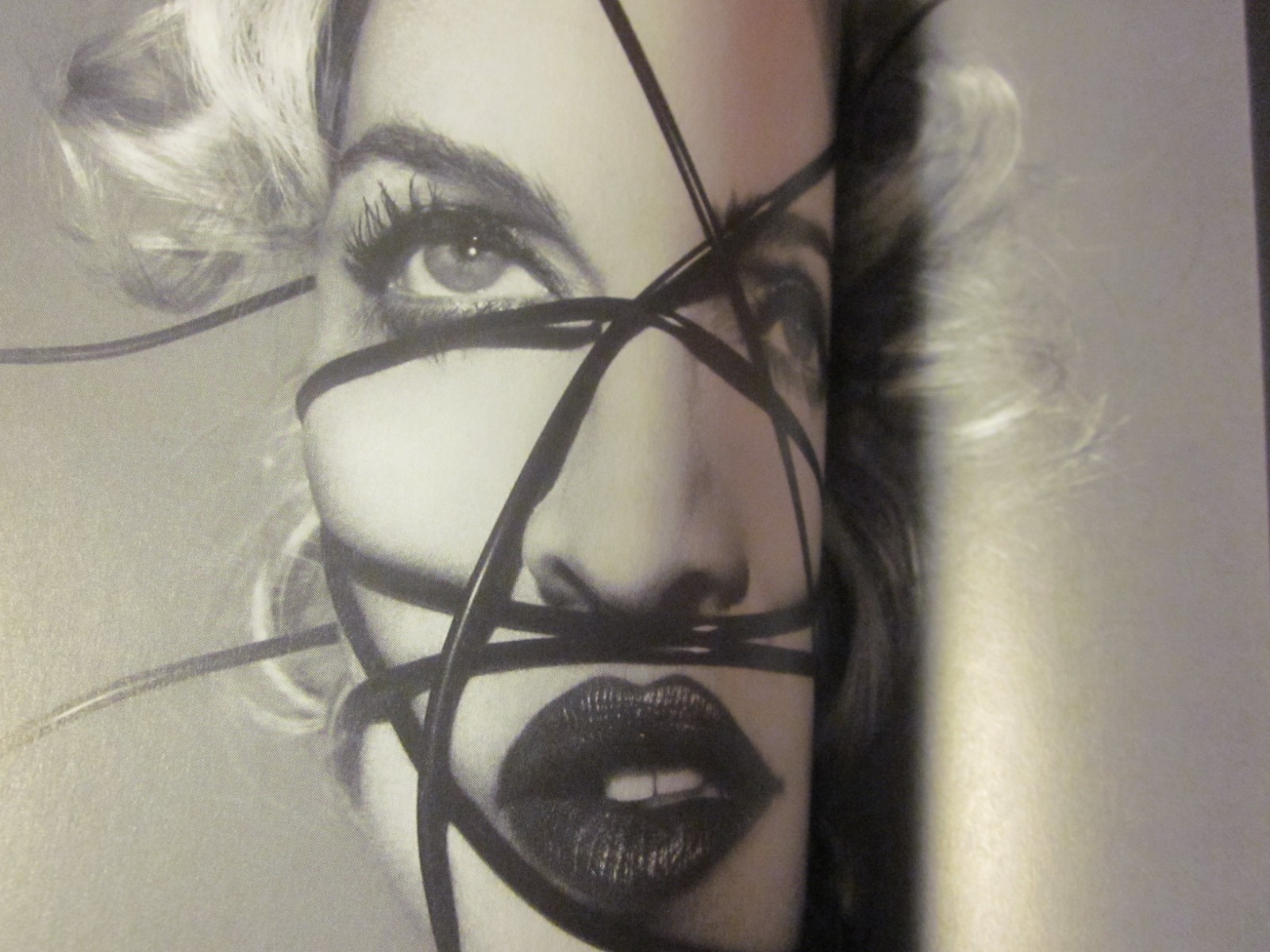 Madonna Photo Book Japan music magazin CROSSBEAT Special Edition Madonna 2016