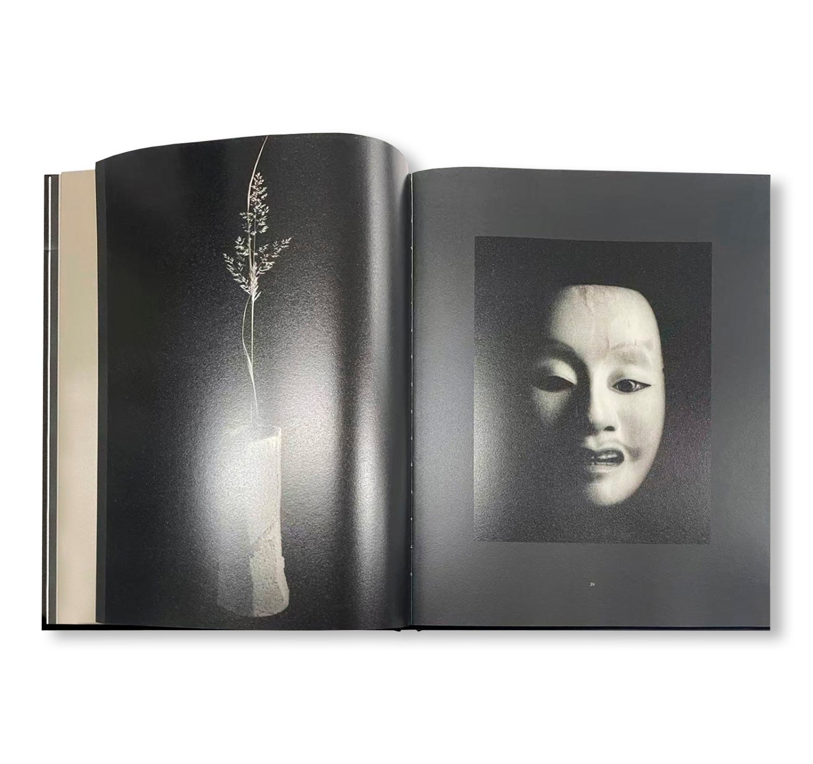 Kenro Izu Mono no Aware Signed Stamped Art Photography Book New Rare