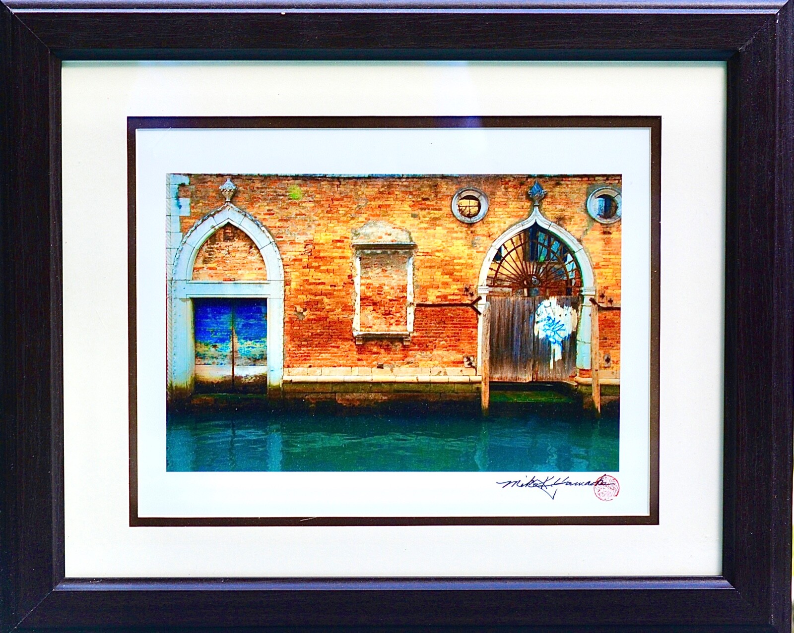Colorful Building in Venice, Italy. Photography by Michael K. Yamaoka.